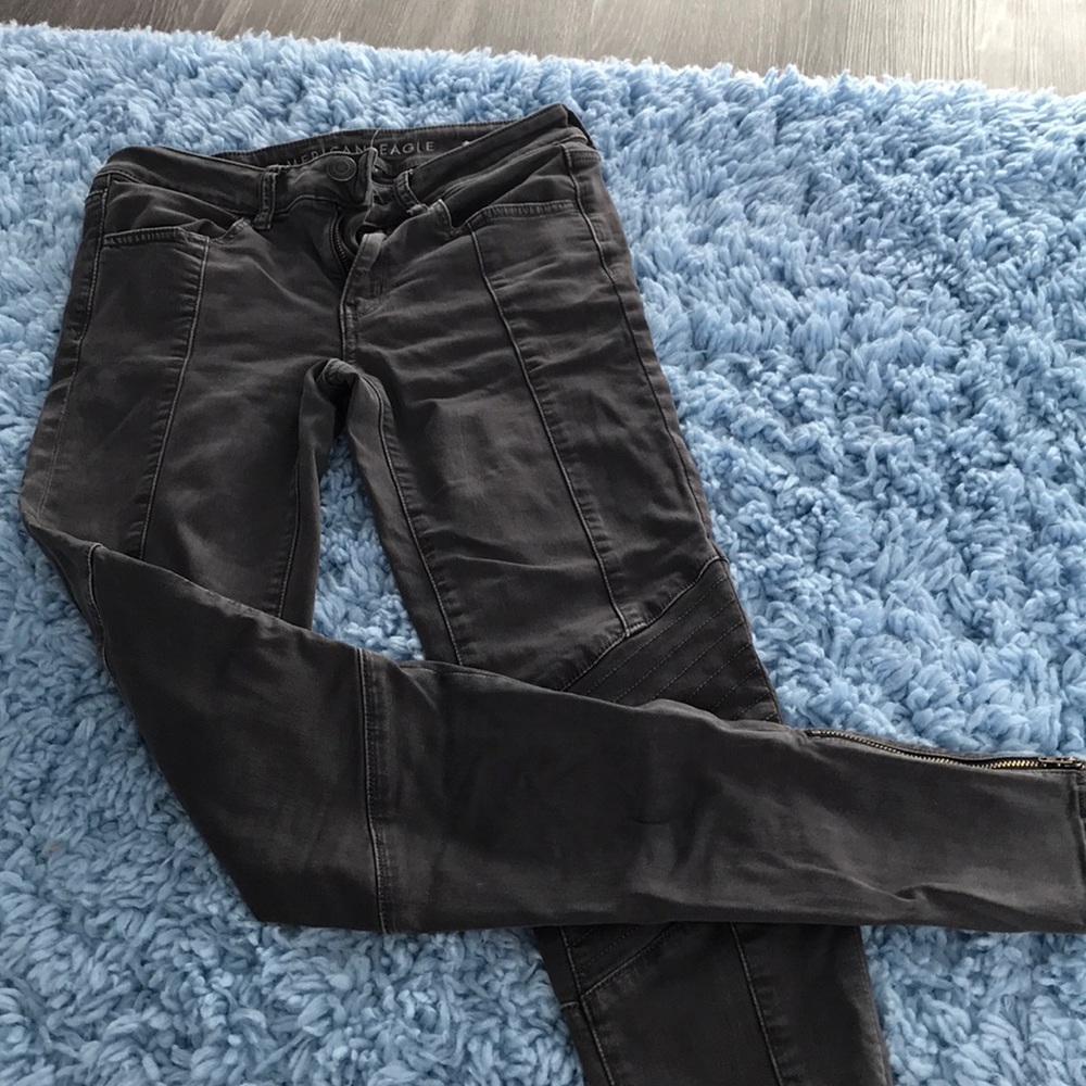 American Eagle motorcycle jeans zipper detail